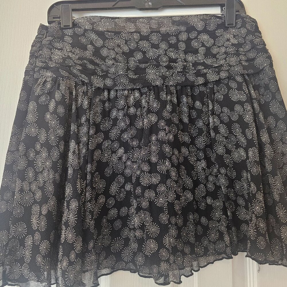 Black skirt
